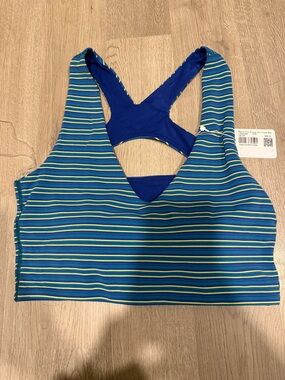 NWT Bend This Scoop & Cross Bra